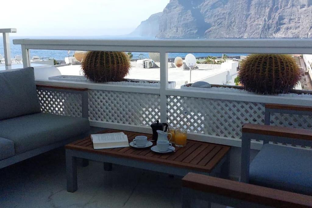 Vistas Sonadas Cerca Del Mar Acantilado de los Gigantes Esterno foto