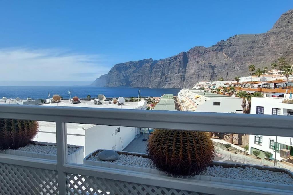Vistas Sonadas Cerca Del Mar Acantilado de los Gigantes Esterno foto